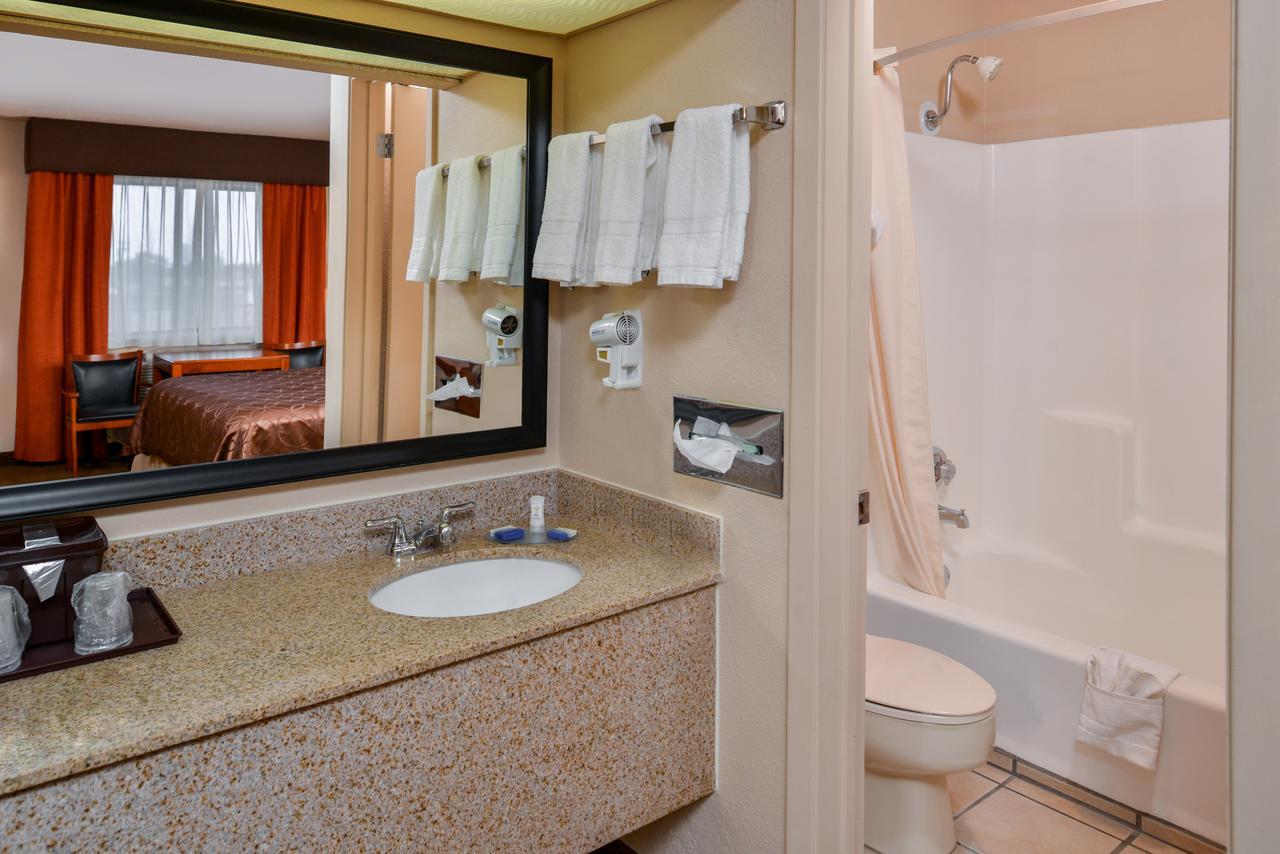 Best Western Executive Inn Hobbs Buitenkant foto
